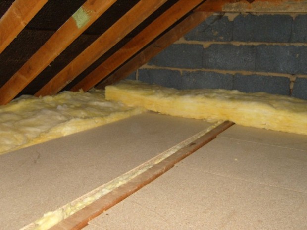 Loft insulation setting up